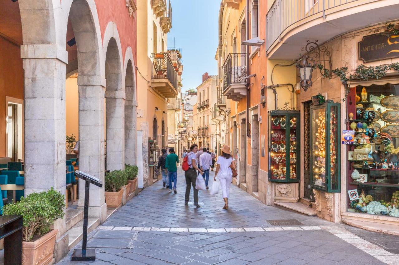 Varo Apartment Taormina Eksteriør bilde